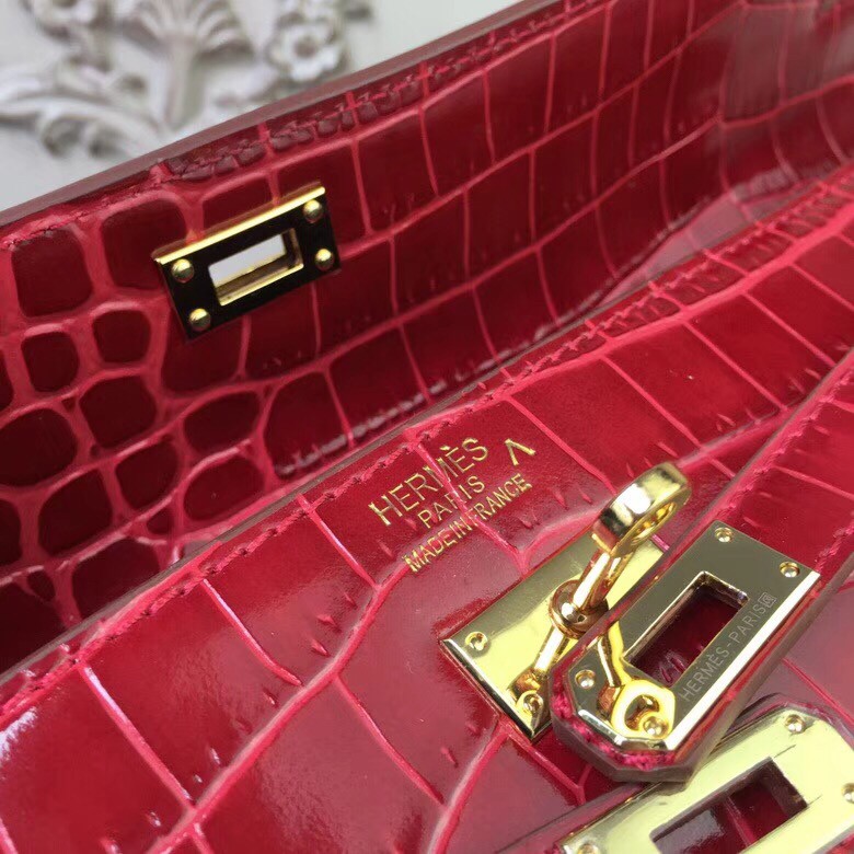 Kelly cut clutch crocodile clutch bag Hermès Red in Crocodile - 21094725