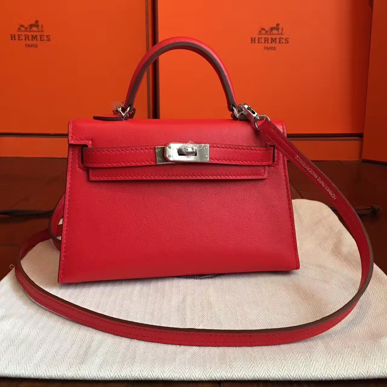 Replica Hermes Kelly Mini II Handmade Bag In Red Crocodile Embossed Leather