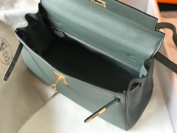 Replica Hermes Kelly 25cm Retourne Bag In Vert Amande Clemence Leather